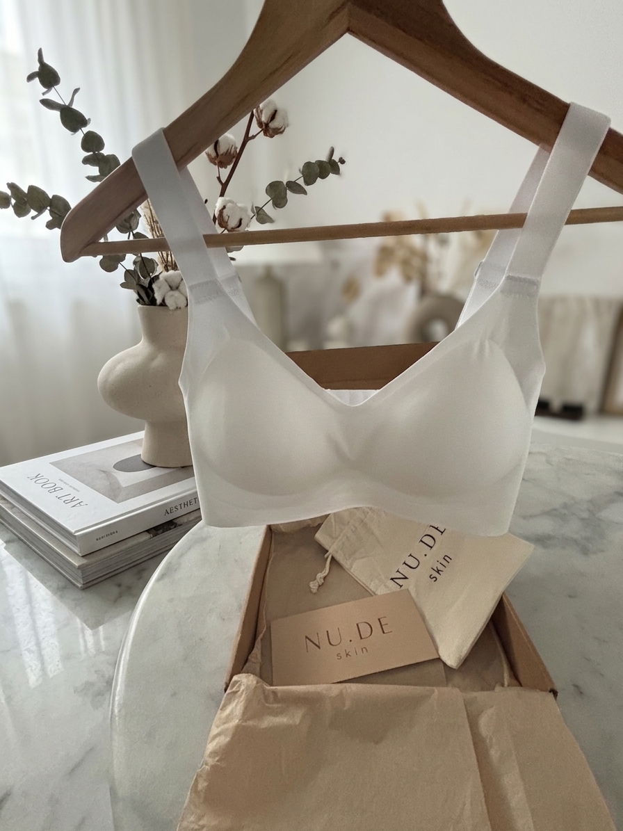L'expérience NU.DE skin : pochon en pur lin naturel et carte d'attention